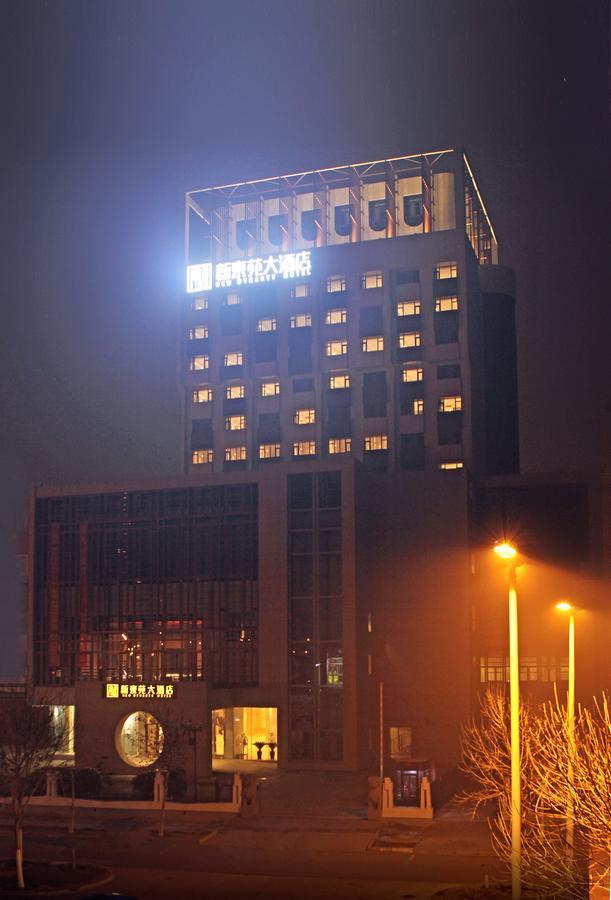New Dynasty Hotel Kaifeng Exterior photo
