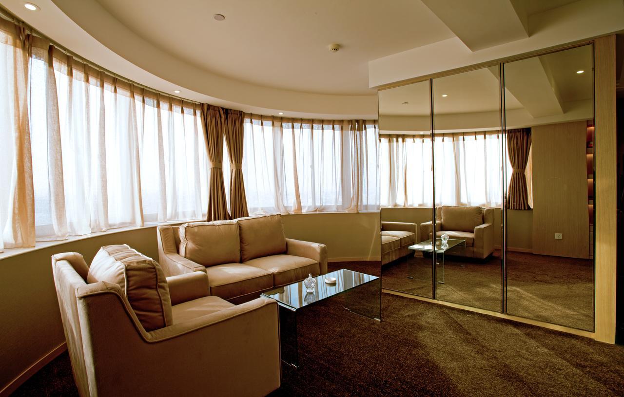 New Dynasty Hotel Kaifeng Exterior photo