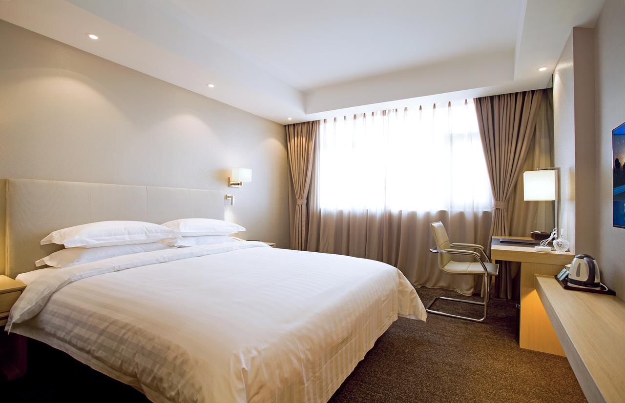 New Dynasty Hotel Kaifeng Exterior photo